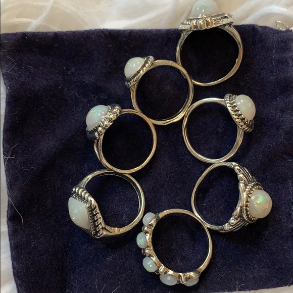 7 Rings - Picture 2 of 2